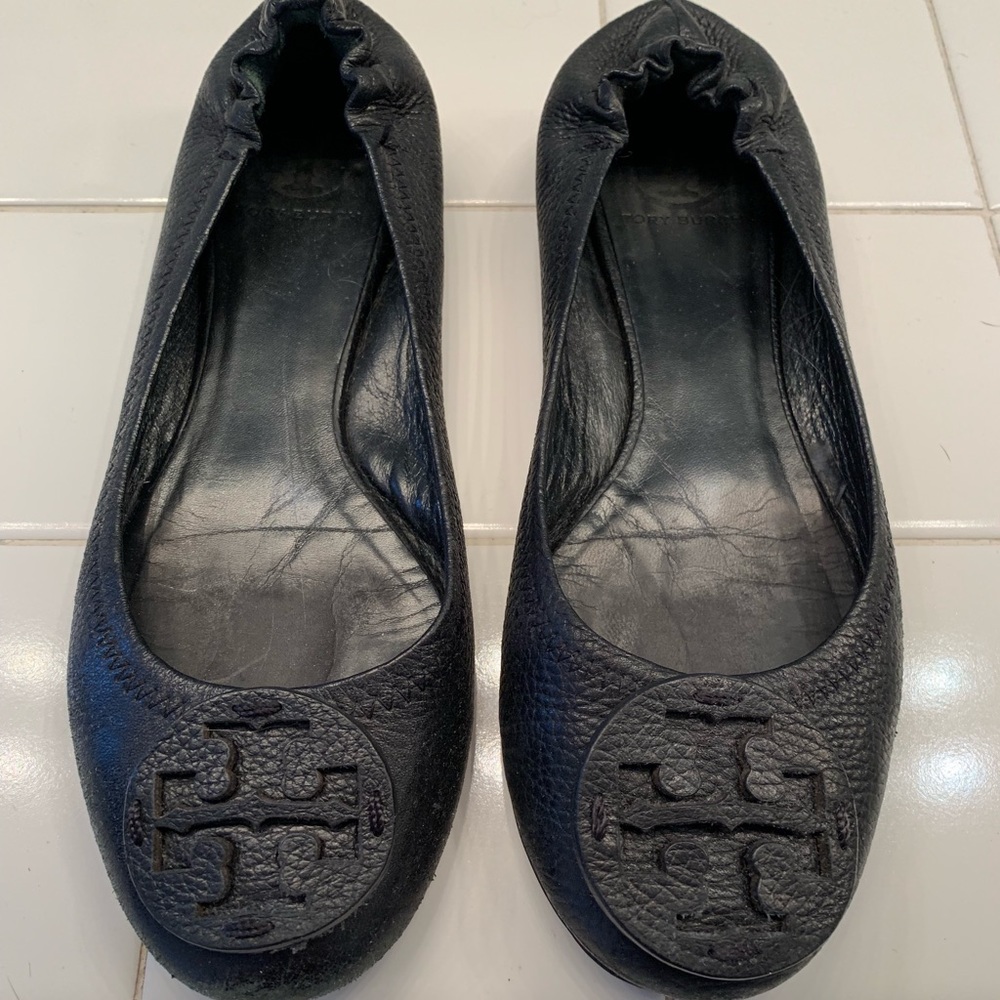Tory Burch pebbled black leather flats